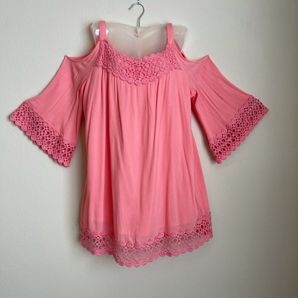 crown & ivy Dresses & Skirts - CROWN AND IVY COLD SHOULDER PEACH DRESS SIZE XL